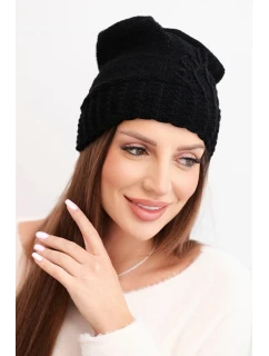 Dámská zimní čepice vlněná s ozdobným ražením K474 černá