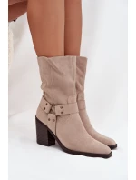 Dámské boty zateplené na podpatku s pásky a ozdobným detailem béžové Neria Dámské boty zateplené na podpatku s pásky a ozdobným detailem béžové Neria