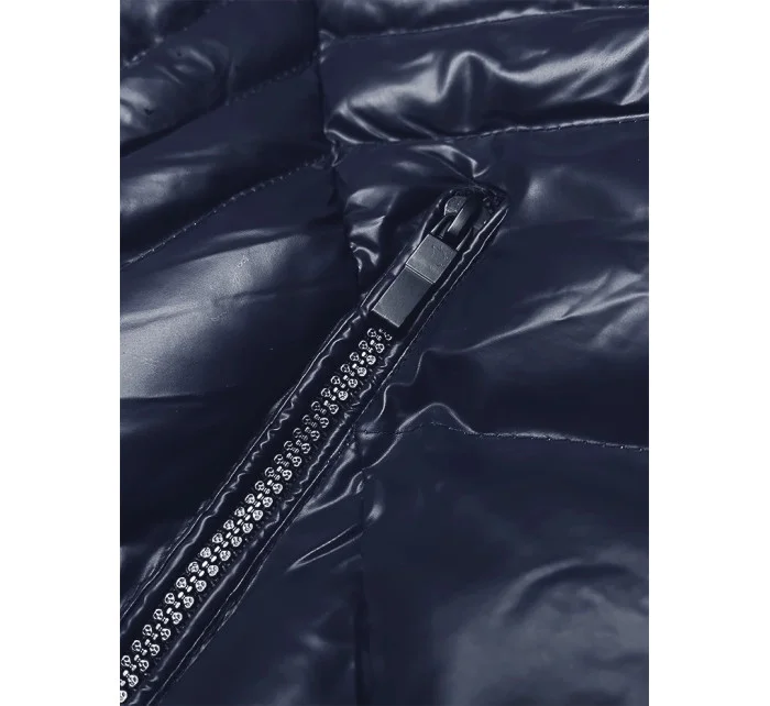 Krátká prošívaná dámská zimní bunda ve švestkové barvě s kapucí J Style (58M23068-4)