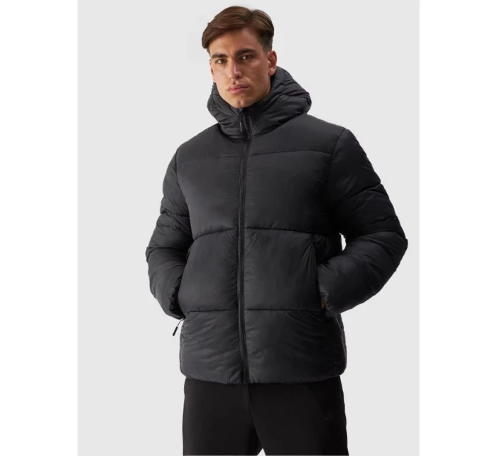 Pánská zimní péřová bunda se syntetickou výplní 4F 4FWAW24TDJAM480-20S pánské Pánská zimní péřová bunda se syntetickou výplní 4F 4FWAW24TDJAM480-20S pánské