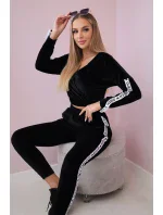 Velurová souprava s nápisem Queen black Velurová souprava s nápisem Queen black