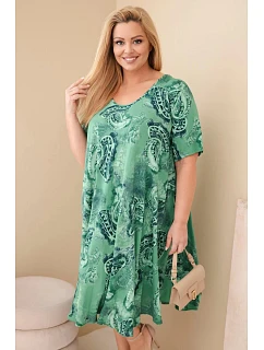 Dámské viskózové šaty Plus Size s krátkým rukávem a model 22043030 střihem zelená - K-Fashion