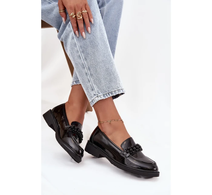 Dámské lakované mokasíny s korálky S.Barski model 21713917 Černé - D&A