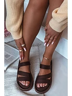 dámské pantofle na platformě s pásky čokoládové model 21943276 - Boto dámské pantofle na platformě s pásky čokoládové model 21943276 - Boto