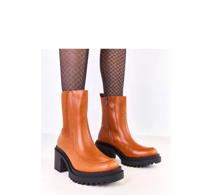 Boty na podpatku  model 219416 Solea