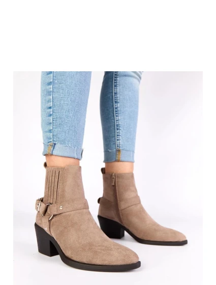 Boty na podpatku model 222049 Solea Boty na podpatku model 222049 Solea