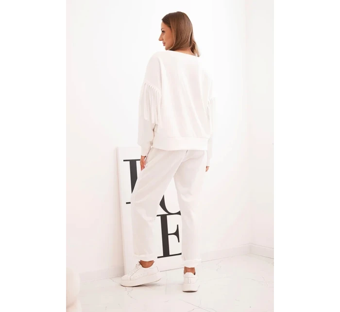 Dámský souprava máslová s třásněmi na rukávech ecru Dámský souprava máslová s třásněmi na rukávech ecru