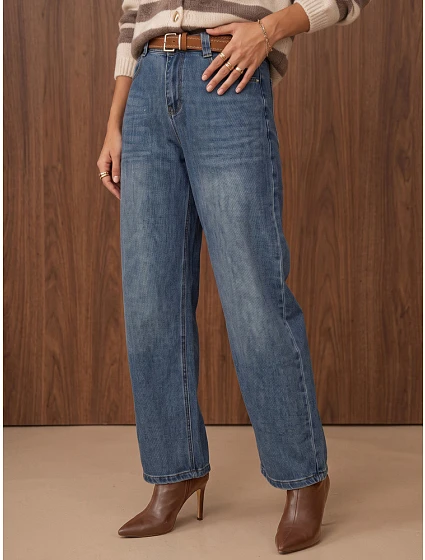 Jeansy damskie wide leg z paskiem i wysokim stanem niebieskie model 22544865 - FashionStreet Jeansy damskie wide leg z paskiem i wysokim stanem niebieskie model 22544865 - FashionStreet