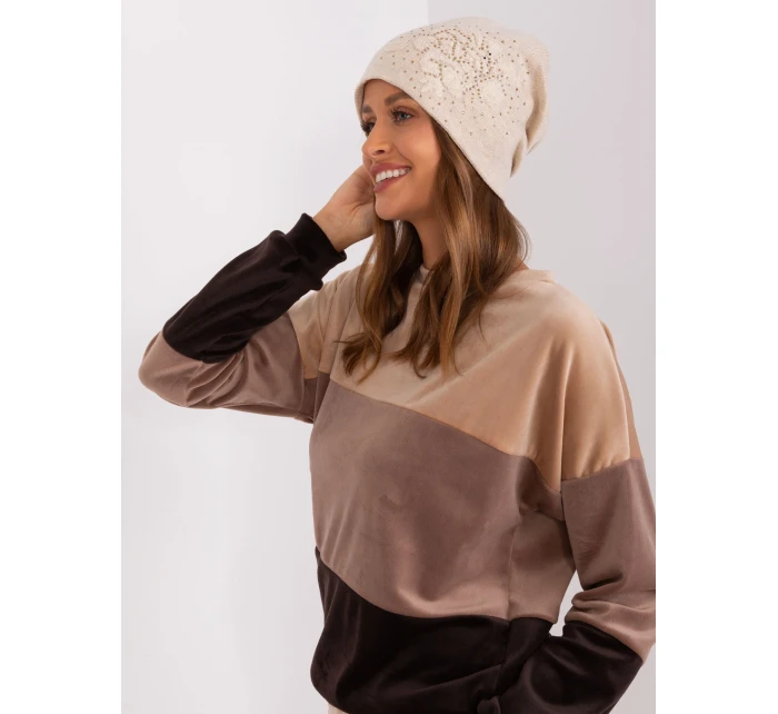 Czapka AT CZ model 18985096 jasny beżowy - FPrice Czapka AT CZ model 18985096 jasny beżowy - FPrice