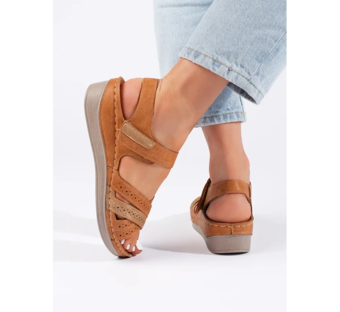 Stylové  sandály hnědé dámské platforma