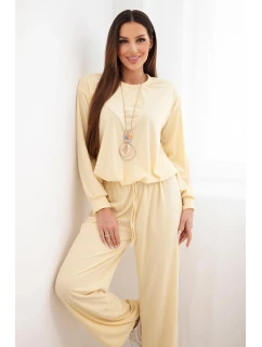 Dámský komplet viskózová mikina s přívěskem a široké kalhoty žlutý