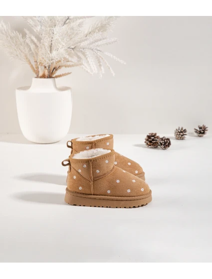 Dětské sněhule zdobené květinami – camel Gracina Dětské sněhule zdobené květinami – camel Gracina