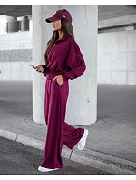 Komplet damski spodnie i bluza ze stójką bordowy model 21470450 - Moon Komplet damski spodnie i bluza ze stójką bordowy model 21470450 - Moon