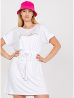 Bílé krátké šaty větší velikosti s aplikací