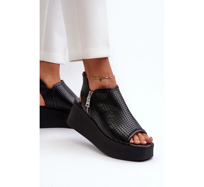 Zazoo 1792 Kožené Vyšívané Sandály Na Klinu Černé