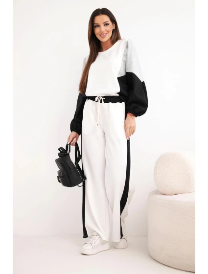 Dámský komplet model 21938016 s volnou mikinou a širokými kalhotami černý - K-Fashion Dámský komplet model 21938016 s volnou mikinou a širokými kalhotami černý - K-Fashion