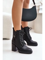 Zateplené boty na podpatku se zlatým detailem černé model 21672445 - Boto