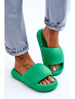 Dámské lehké pěnové pantofle na platformě model 21618541 - Boto Dámské lehké pěnové pantofle na platformě model 21618541 - Boto