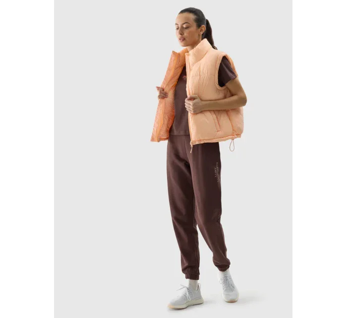 Dámská péřová vesta s výplní ze model 20437808 peří oranžová - 4F Dámská péřová vesta s výplní ze model 20437808 peří oranžová - 4F