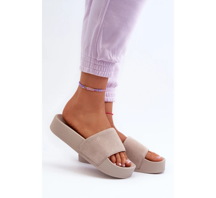 Dámské žabky na platformě z semiše Big Star model 21655526 béžové - Big Star Shoes