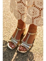 Dámské sandály na vysokém podpatku vyrobené z eko kůže, zlatá Lyana Dámské sandály na vysokém podpatku vyrobené z eko kůže, zlatá Lyana