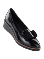 Dámské vysoké lakované polobotky černé model 22015121 - VINCEZA Dámské vysoké lakované polobotky černé model 22015121 - VINCEZA