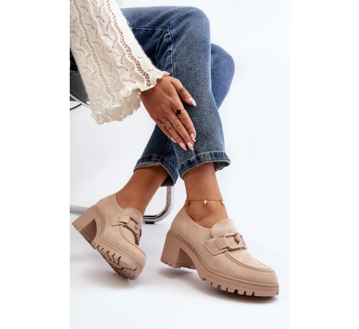 Sametové boty na podpatku béžové model 21646812 - VINCEZA