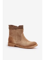 Nízké Dámské Botky Na Plochém Podpatku Semišové Lewski model 21672809 Béžové - Boto