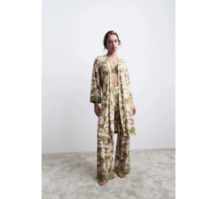 Aura Spotlight Trousers 01 - GREEN - TRIUMPH GREEN - TRIUMPH Aura Spotlight Trousers 01 - GREEN - TRIUMPH GREEN - TRIUMPH