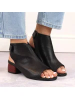 Kožené pohodlné sandály Remonte W RKR654 Kožené pohodlné sandály Remonte W RKR654