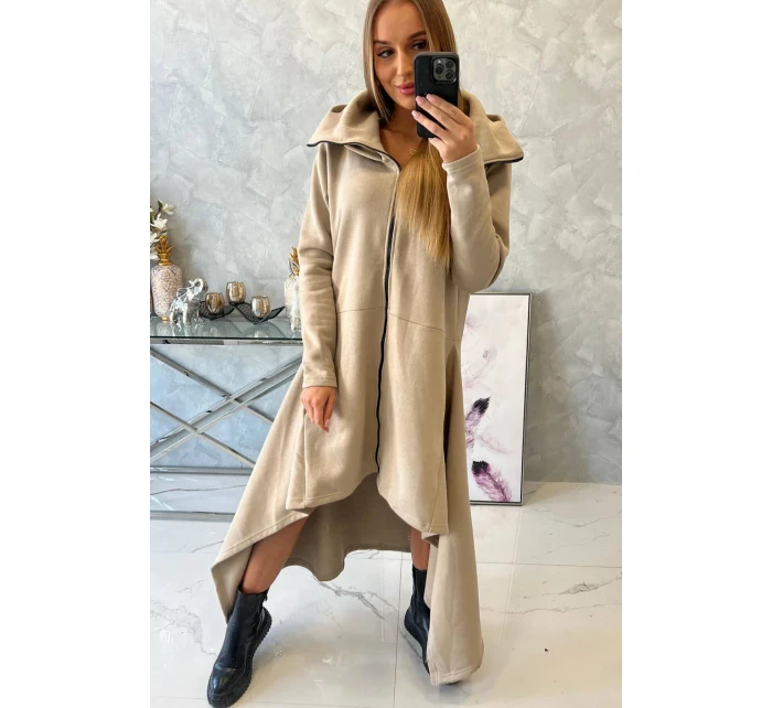 Zateplené šaty s delšími boky světle béžové Zateplené šaty s delšími boky světle béžové