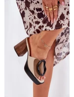 Dámské sandály na podpatku s přezkou model 21687125 - Boto Dámské sandály na podpatku s přezkou model 21687125 - Boto