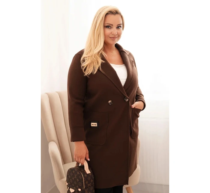 Dámský elegantní kabát Plus Size s límcem a velkými kapsami hnědý Dámský elegantní kabát Plus Size s límcem a velkými kapsami hnědý