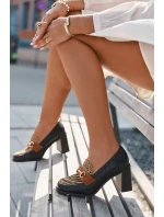 Dámské polobotky na podpatku s výstupky a zlatým detailem Černo-bežové Novella Dámské polobotky na podpatku s výstupky a zlatým detailem Černo-bežové Novella