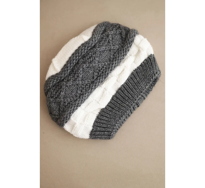 Čepice s rolováním Magda K293 camel