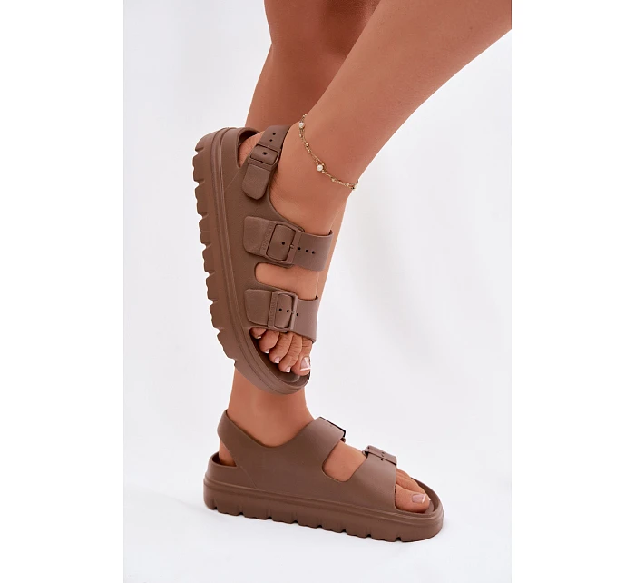 Dámské pěnové sandály na platformě Big Star TT274A035 hnědé Dámské pěnové sandály na platformě Big Star TT274A035 hnědé