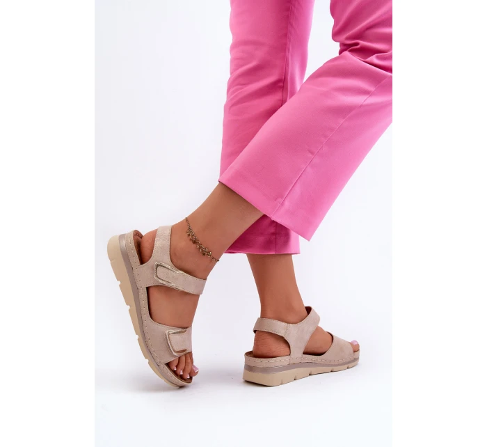 Dámské sandály na suchý zip béžové model 21661055 - EVENTO Dámské sandály na suchý zip béžové model 21661055 - EVENTO