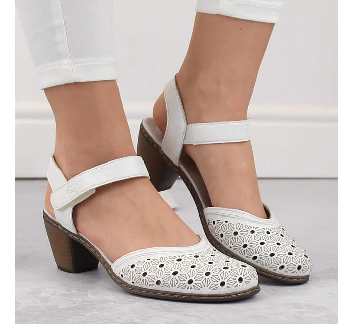 Kožené pohodlné sandály W model 22066508 white - Rieker