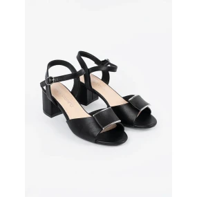 Stylové černé dámské  sandály na širokém podpatku