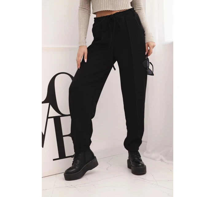 Elegantní dámské kalhoty s vysokým pasem a vázáním v pase černé Elegantní dámské kalhoty s vysokým pasem a vázáním v pase černé