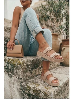 Dámské pantofle se zlatými sponami béžové Vilja