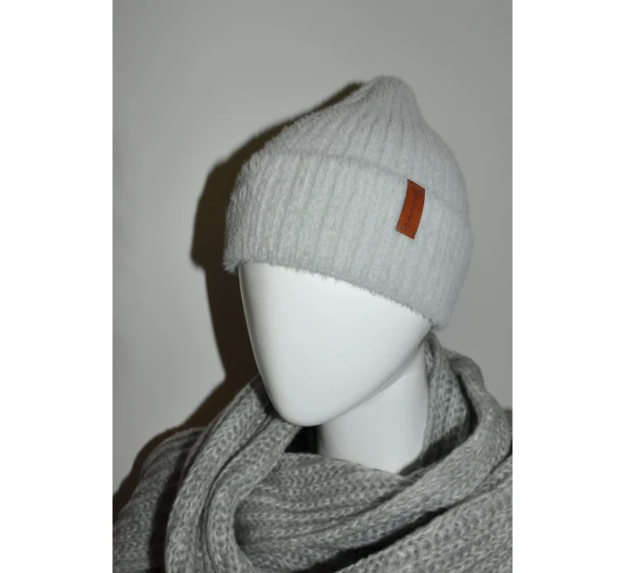 Dámská čepice Veilo 12.32