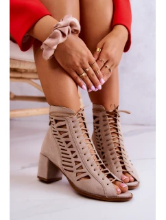 Semišové Prolamované Boty model 21580465 Béžová - Maciejka