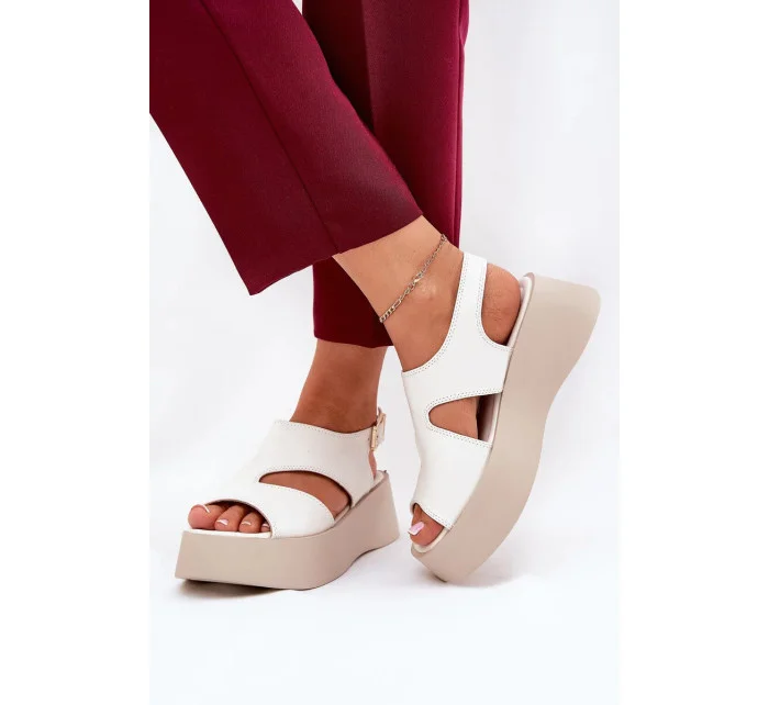 Dámské sandály na platformě Ecru s béžovou  shoes model 21156721 - Inez