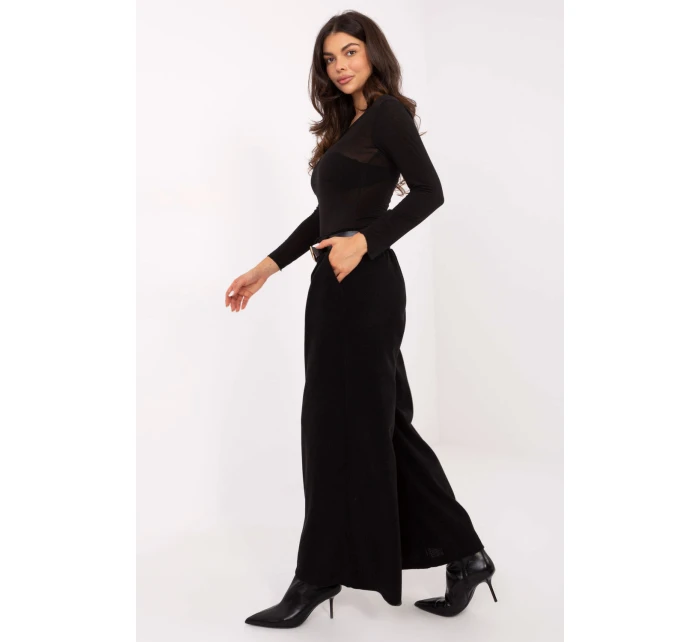 Dámské kalhoty model 220875 Rue Paris Dámské kalhoty model 220875 Rue Paris