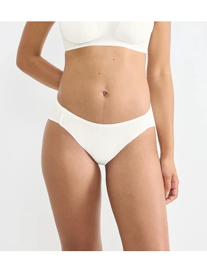sloggi ZERO Feel Pure – Tanga s vysokým výstřihem, neviditelné pohodlí Sloggi