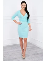 Přiléhavé šaty s výřezem pod poprsím mincovník