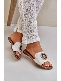 Kožené Pantofle S Dekorací Na Plochém Podpatku Zlato Lewski model 21682248 - Boto