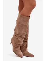 Dámské zateplené kozačky na jehlovém podpatku Mavella – béžové, eko semiš Dámské zateplené kozačky na jehlovém podpatku Mavella – béžové, eko semiš