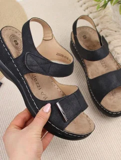 Sandály na podpatku W model 22112771 černé eVento - Inny